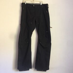 Nike Pro snowboarding pants